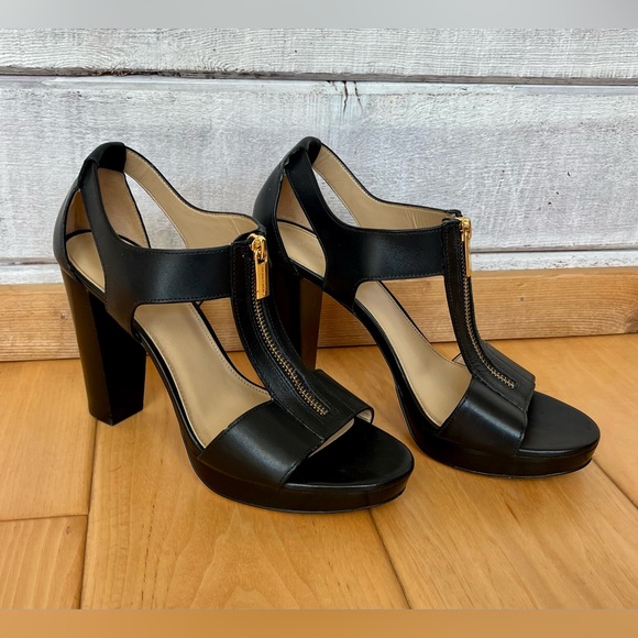 Michael Kors Black Leather Heels size 9 - Picture 2 of 6